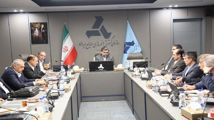 همکاری خودروسازان و قطعهسازان برای افزایش میزان تولید خودرو همکاری خودروسازان و قطعهسازان برای افزایش میزان تولید خودرو
