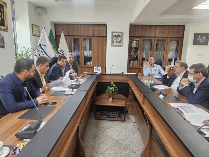 پیگیری وضعیت جادههای روستایی آبادان در سطح کلان| احداث مسکن در ۵ روستا