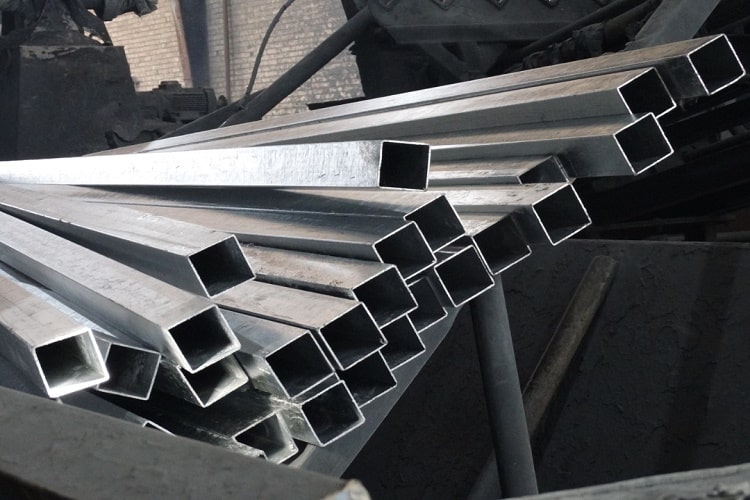 انواع آهن آلات مورد استفاده در سازههای سنگین