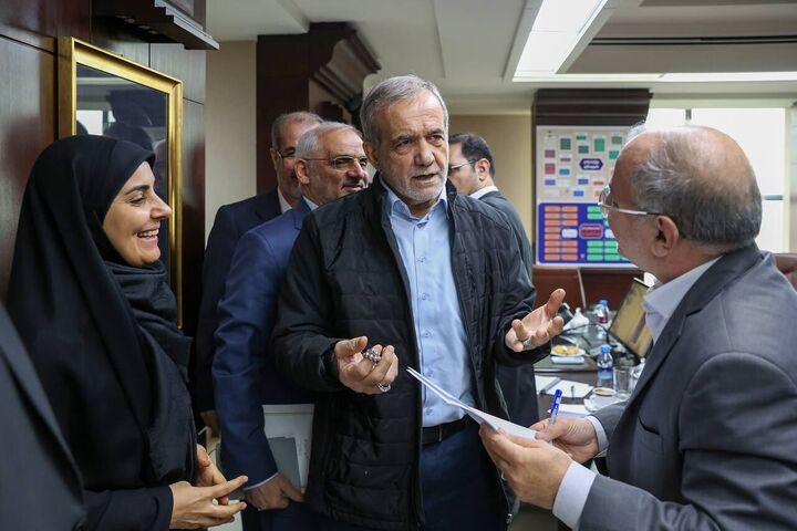 حضور رئیسجمهور در وزارت راه و شهرسازی