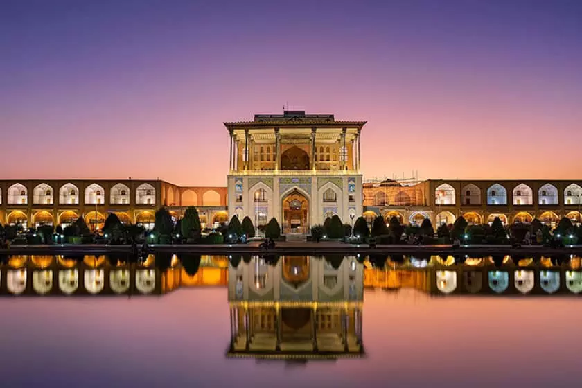 سفری جذاب از تهران به اصفهان؛ تجربهای تاریخی و فرهنگی