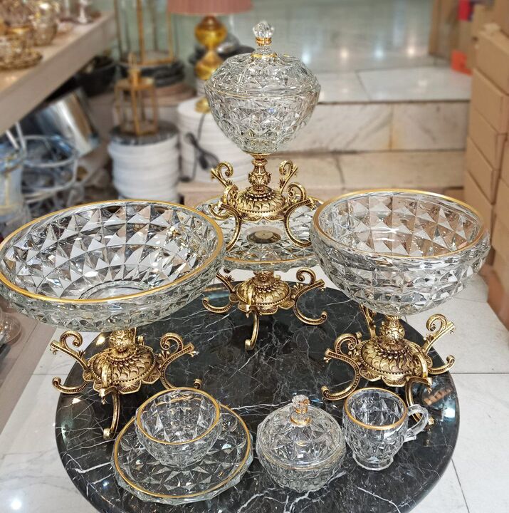 مجموعهای کامل از انواع سرویس پذیرایی مد روز با تخفیف ویژه و قسطی!