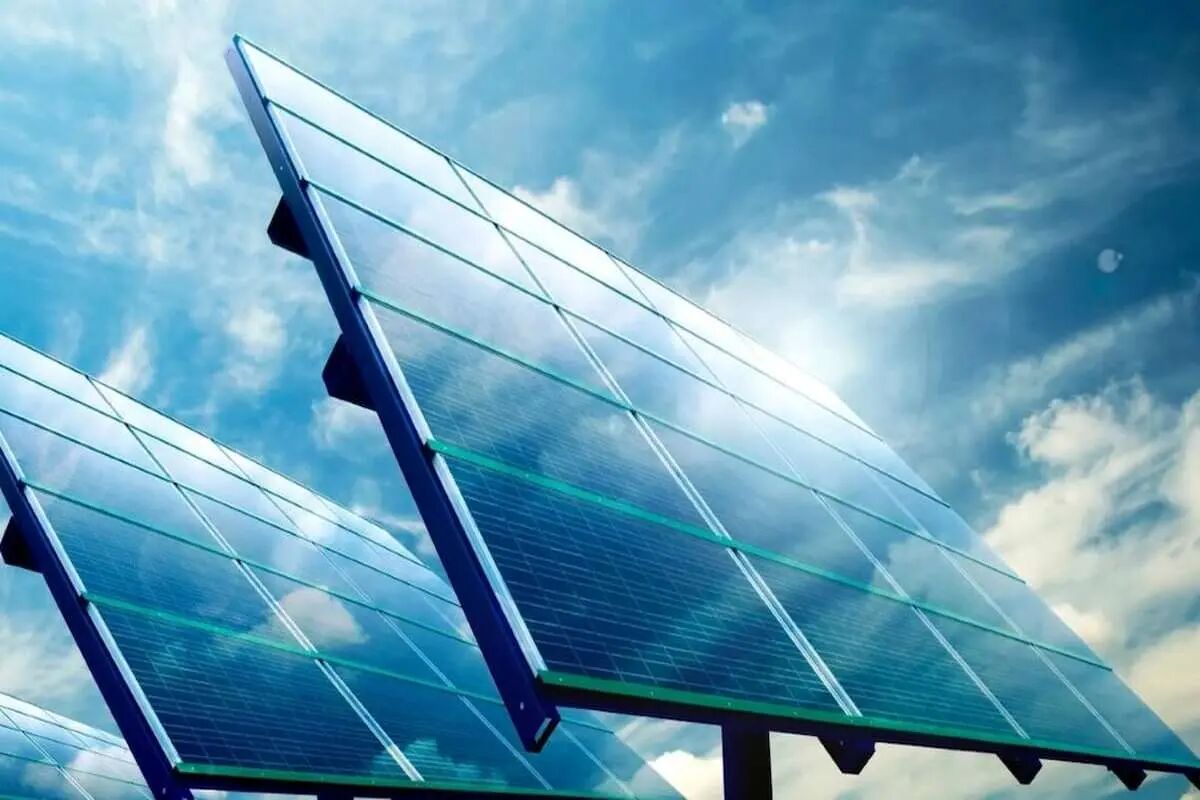 استان سمنان مقصدی ایدهآل برای سرمایهگذاران هوشمند| نیروگاه خورشیدی بهترین انتخاب اقتصادی