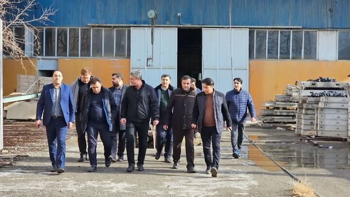 تبریز تبدیل به کارگاه عمرانی کلانشهرهای کشور شده است تبریز تبدیل به کارگاه عمرانی کلانشهرهای کشور شده است