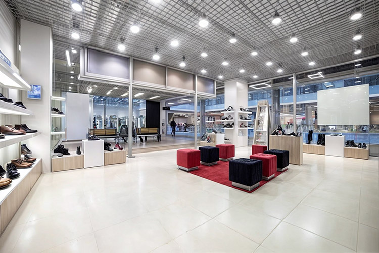 چرا مشتریان، با نور مناسب بیشتر خرید میکنند؟ واقعیتی که فروشگاهها نادیده میگیرند!