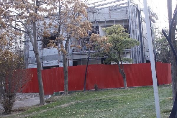 تداوم احداث پروژه کافه کتاب و خانه مادر و کودک در تبریز تداوم احداث پروژه کافه کتاب و خانه مادر و کودک در تبریز