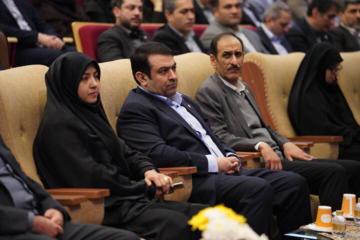 تراز رو به رشد به کارگیری بانوان در بانک ملی ایران تراز رو به رشد به کارگیری بانوان در بانک ملی ایران