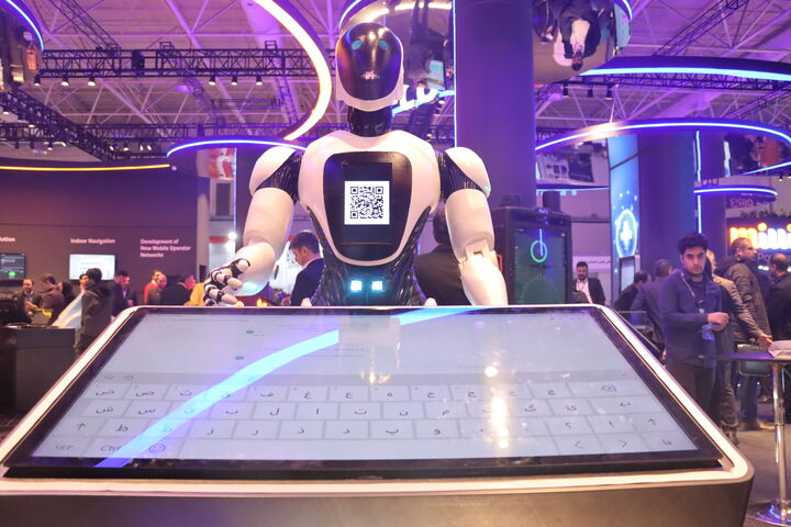 سرویس ویژه همراه اول برای دورکاری کارمندان ادارات؛ پاسخ دهی ربات هوشمند به سوالات مشترکان سرویس ویژه همراه اول برای دورکاری کارمندان ادارات؛ پاسخ دهی ربات هوشمند به سوالات مشترکان