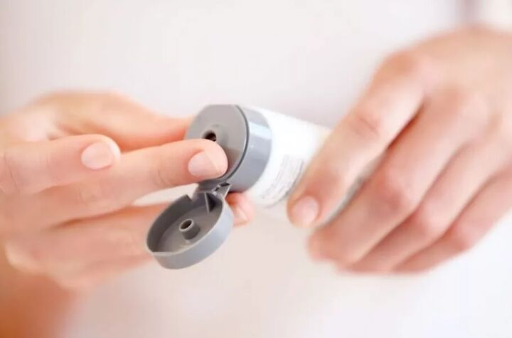 توسعه اولین کرم درمان سرطان پوست در جهان که میتواند جایگزین پرتودرمانی شود توسعه اولین کرم درمان سرطان پوست در جهان که میتواند جایگزین پرتودرمانی شود