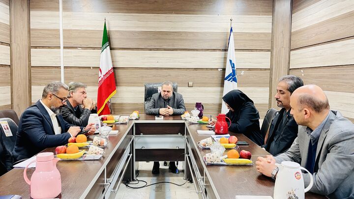 همکاری دانشگاه آزاد و اتاق بازرگانی آبادان برای ورود به بازار عراق| دیپلماسی فعال آموزشی همکاری دانشگاه آزاد و اتاق بازرگانی آبادان برای ورود به بازار عراق| دیپلماسی فعال آموزشی