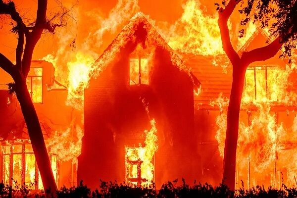 آتشسوزیهای کالیفرنیا: خسارتی به اندازه ۱۵۰ میلیارد دلار و دردناکترین آمار پس از فاجعه آتشسوزیهای کالیفرنیا: خسارتی به اندازه ۱۵۰ میلیارد دلار و دردناکترین آمار پس از فاجعه