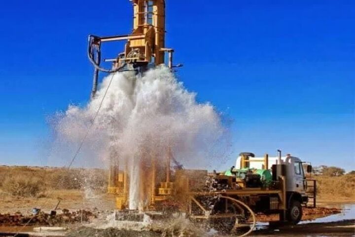 عملیات حفر دو چاه برای رفع مشکل آب کاشان آغاز شد عملیات حفر دو چاه برای رفع مشکل آب کاشان آغاز شد
