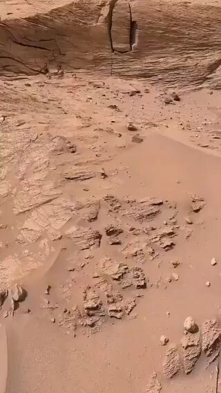 نمایی شگفت انگیز از سطح سیاره بهرام (مریخ) خانه دوم انسان نمایی شگفت انگیز از سطح سیاره بهرام (مریخ) خانه دوم انسان