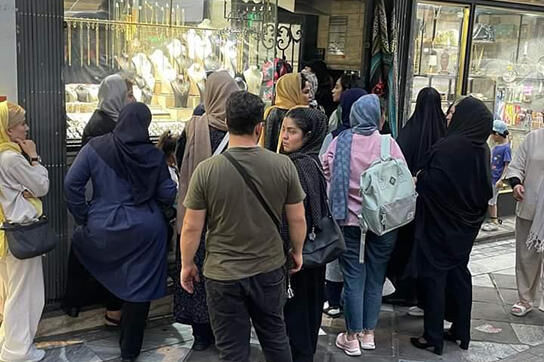 بازگشت قیمت طلا و ارز به روزهای قبل از جنگ| افت 11 هزار تومانی دلار و یک میلیونی طلا! بازگشت قیمت طلا و ارز به روزهای قبل از جنگ| افت 11 هزار تومانی دلار و یک میلیونی طلا!