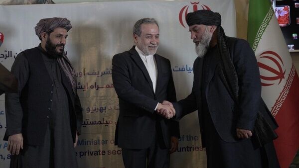 وزارت صنعت و تجارت افغانستان به دنبال هموار کردن سرمایهگذاری شرکتهای ایرانی وزارت صنعت و تجارت افغانستان به دنبال هموار کردن سرمایهگذاری شرکتهای ایرانی