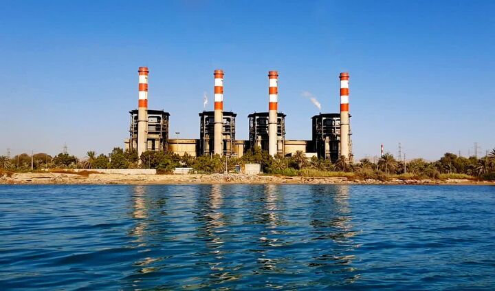 تعمیرات نیروگاه بندرعباس برای افزایش بهرهوری و کاهش آلایندهها در حال انجام است تعمیرات نیروگاه بندرعباس برای افزایش بهرهوری و کاهش آلایندهها در حال انجام است