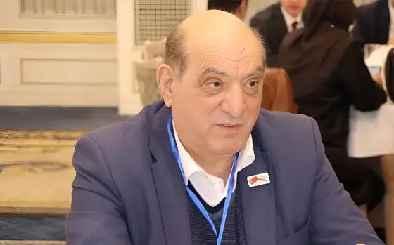 همسان سازی سوخت راه حل مشکلات کامیونداران| تشریفات گمرکی ۱۵روز زمان میبرد