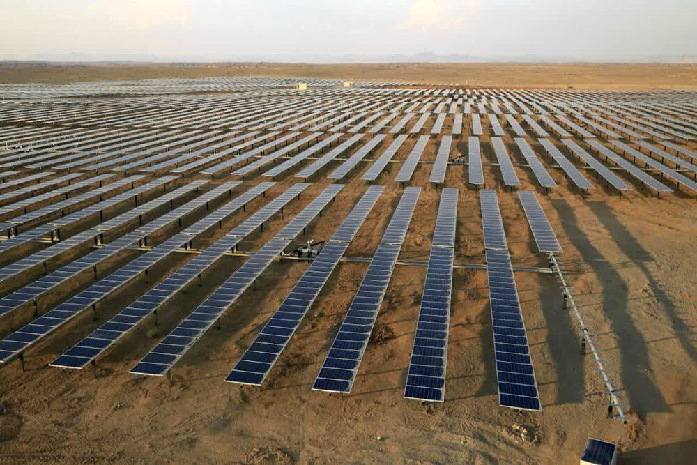 استان سمنان مقصدی ایدهآل برای سرمایهگذاران هوشمند| نیروگاه خورشیدی بهترین انتخاب اقتصادی