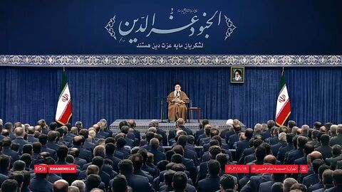 اگر آمریکاییها به امنیت ایران تعرض کنندَ ما هم به امنیت آنها تعرض خواهیم کرد اگر آمریکاییها به امنیت ایران تعرض کنندَ ما هم به امنیت آنها تعرض خواهیم کرد
