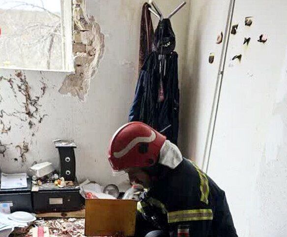 انفجار یک مجتمع مسکونی در اهواز؛ ۵ نفر مصدوم شدند انفجار یک مجتمع مسکونی در اهواز؛ ۵ نفر مصدوم شدند