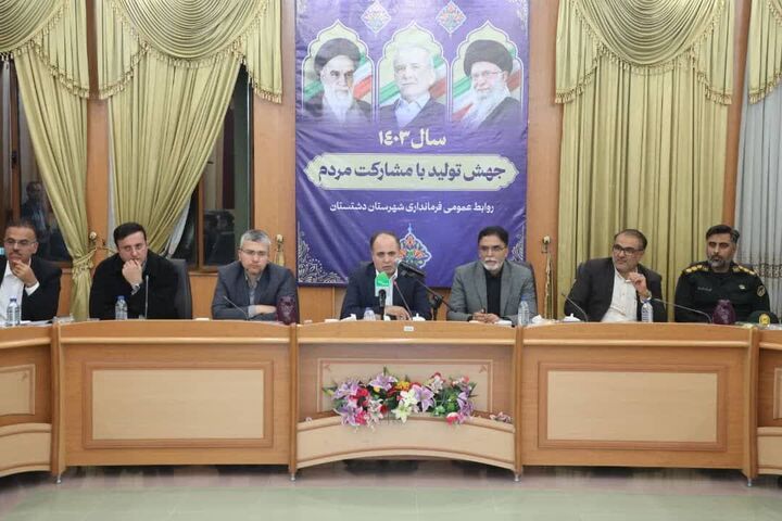 رفتار برخی سودجویان دولت را ناچار به دخالت در بازار کرد رفتار برخی سودجویان دولت را ناچار به دخالت در بازار کرد