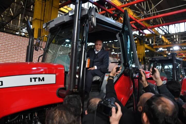 پروژه های جدید شرکت تراکتورسازی ایران رونمایی شد پروژه های جدید شرکت تراکتورسازی ایران رونمایی شد