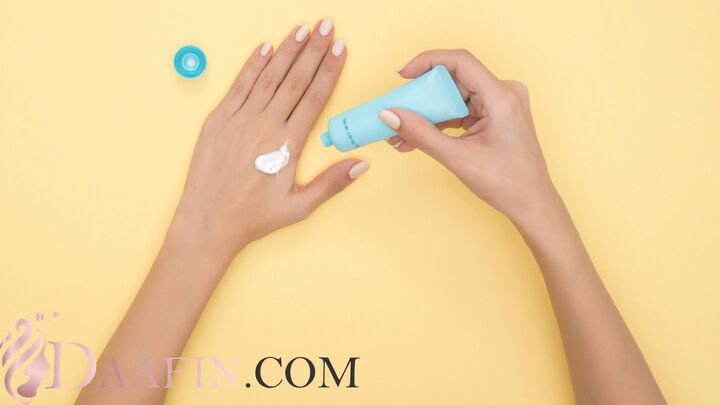 بهترین کرمهای آبرسان برای شادابی و روشنکنندگی پوست بهترین کرمهای آبرسان برای شادابی و روشنکنندگی پوست