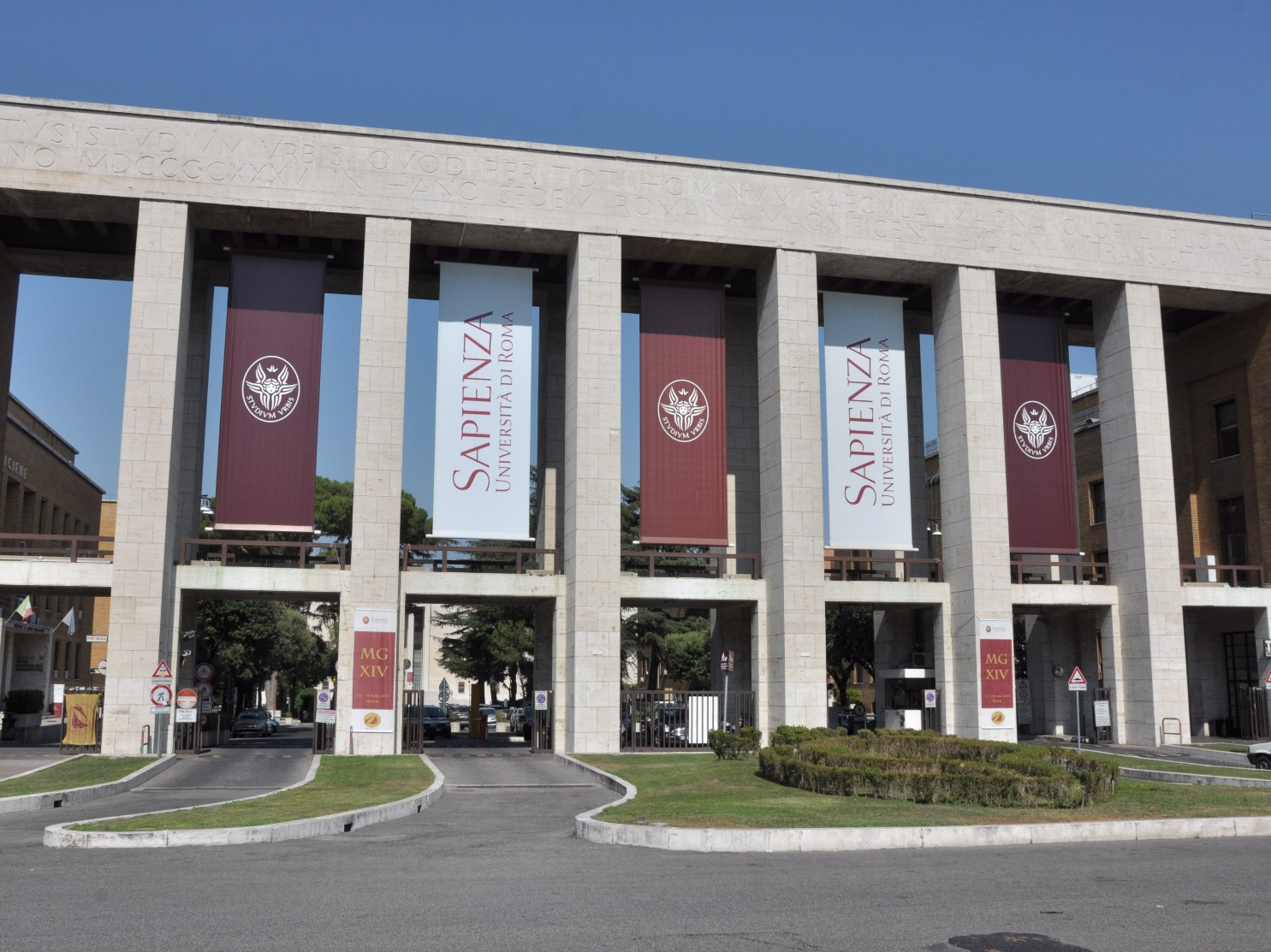 چرا دانشگاه ساپینزا انتخاب مناسبی برای تحصیل پزشکی در ایتالیا شماست؟