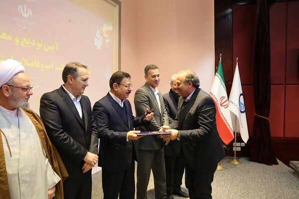 تحول مدیریتی در آب و فاضلاب آذربایجان شرقی؛ جزقاسمی از تلاشهای خانی تقدیر کرد تحول مدیریتی در آب و فاضلاب آذربایجان شرقی؛ جزقاسمی از تلاشهای خانی تقدیر کرد