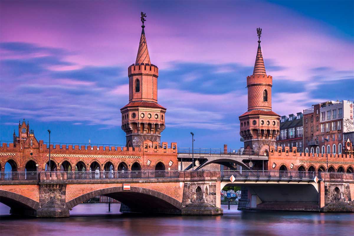 ویزای تحصیلی کدام کشور آسان تر است؟ مقایسه آلمان و کانادا