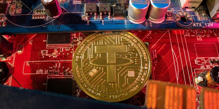 مسدود شدن ۲۸ میلیون دلار تتر صرافی گارانتکس روسیه توسط تتر؛ ایرانیان مراقب باشند مسدود شدن ۲۸ میلیون دلار تتر صرافی گارانتکس روسیه توسط تتر؛ ایرانیان مراقب باشند