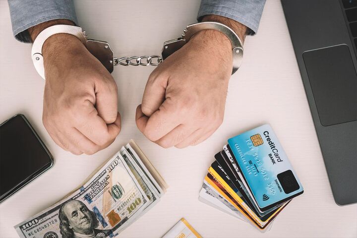 کلاهبردار ۱۲۰۰ میلیاردی در آذربایجانغربی دستگیر شد کلاهبردار ۱۲۰۰ میلیاردی در آذربایجانغربی دستگیر شد