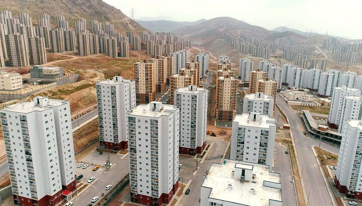 پیشرفت ۵۲ درصدی پروژه ۵۰۲ واحدی مسکن ملایر