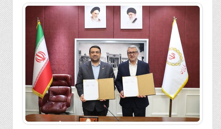 امضای تفاهم نامه همکاری بانک ملی ایران با شرکت ایران خودرو امضای تفاهم نامه همکاری بانک ملی ایران با شرکت ایران خودرو