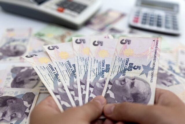 سقوط ۶.۸۷ درصدی بورس استانبول و رکوردشکنی افت لیر پس از بازداشت شهردار مخالف دولت سقوط ۶.۸۷ درصدی بورس استانبول و رکوردشکنی افت لیر پس از بازداشت شهردار مخالف دولت