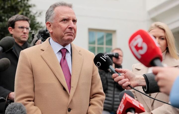 نماینده ویژه ی ترامپ، لغو تحریم های اولیه آمریکا علیه ایران را روی میز گذاشت نماینده ویژه ی ترامپ، لغو تحریم های اولیه آمریکا علیه ایران را روی میز گذاشت