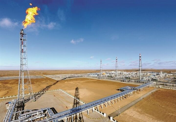 امضای قرارداد توسعه یکمیدان گازی ۱۴ سال بعد از کشف امضای قرارداد توسعه یکمیدان گازی ۱۴ سال بعد از کشف