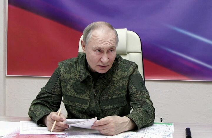 پوتین از آزمایش یک اژدر هستهای توسط ارتش روسیه خبر داد پوتین از آزمایش یک اژدر هستهای توسط ارتش روسیه خبر داد