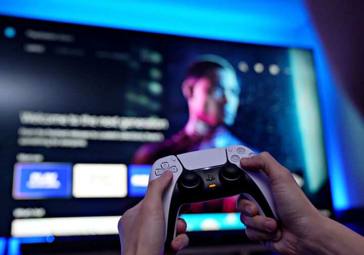 اکانت قانونی PS۵ یا هکی؟ انتخاب درست کدام است؟ اکانت قانونی PS۵ یا هکی؟ انتخاب درست کدام است؟