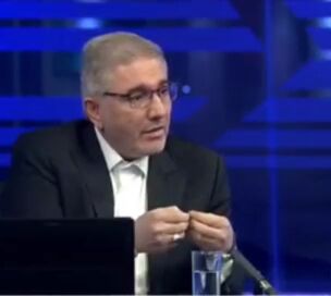 منظور: بخش بزرگی از تورم ما منشاء ارزی دارد؛ منشاء بخش دیگری از تورم خود نظام بانکی است منظور: بخش بزرگی از تورم ما منشاء ارزی دارد؛ منشاء بخش دیگری از تورم خود نظام بانکی است
