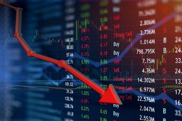 تداوم خروج پول حقیقی به همراه افت ارزش معاملات