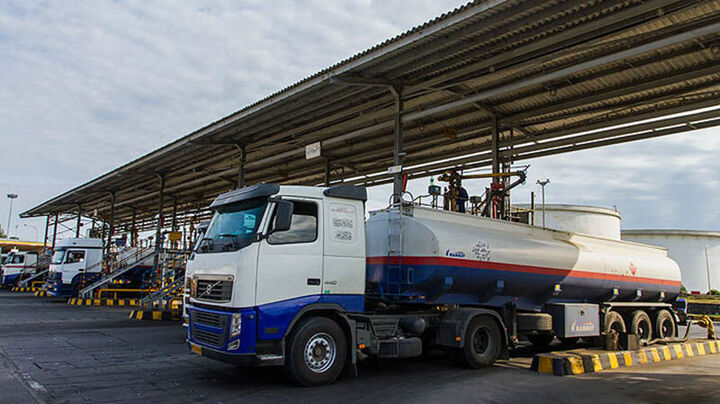 راه اندازی سامانه موقعیتیاب نفتکشها از مبدا تا مقصد راه اندازی سامانه موقعیتیاب نفتکشها از مبدا تا مقصد