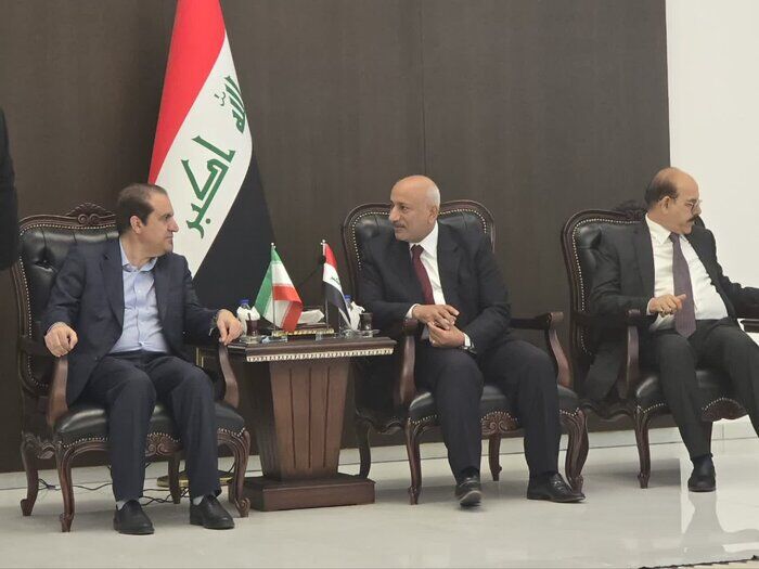 راه آهن ایلام-کربلا مطالبه ضروری برای روان سازی آمد و شد زوار است