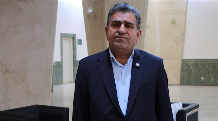 دولت وعده تسهیل مسکن دار شدن کارگران را به مجلس داده است دولت وعده تسهیل مسکن دار شدن کارگران را به مجلس داده است