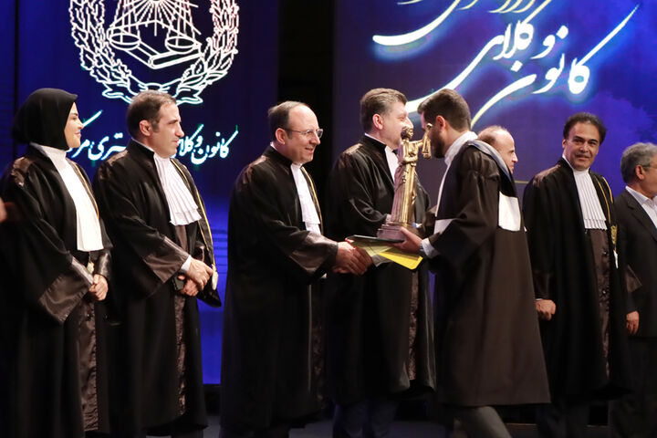 مراسم تحلیف