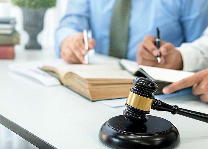 راهنمای انتخاب وکیل برای تقسیم ارث در کمترین زمان