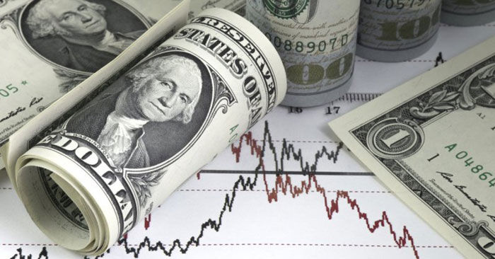 مسیر دلار در بلاتکلیفی عمومی| دلار در دوراهی آماده جهش یا افت شدید