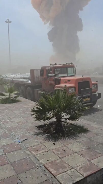انفجار تا صدها متر از محل وقوع خسارت به باور آورده است