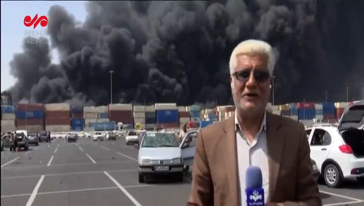 دود غلیظ آسمان بندر شهید رجایی را تیره کرده اما شرایط تحت کنترل است