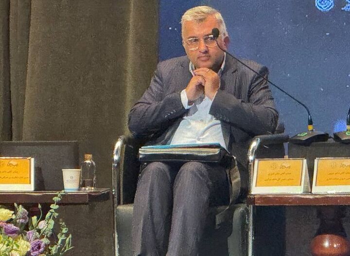 نسبت میان تعهد ارزی و مابهالتفاوت متفاوت است| رانت و فساد چگونه تکرار می شود نسبت میان تعهد ارزی و مابهالتفاوت متفاوت است| رانت و فساد چگونه تکرار می شود